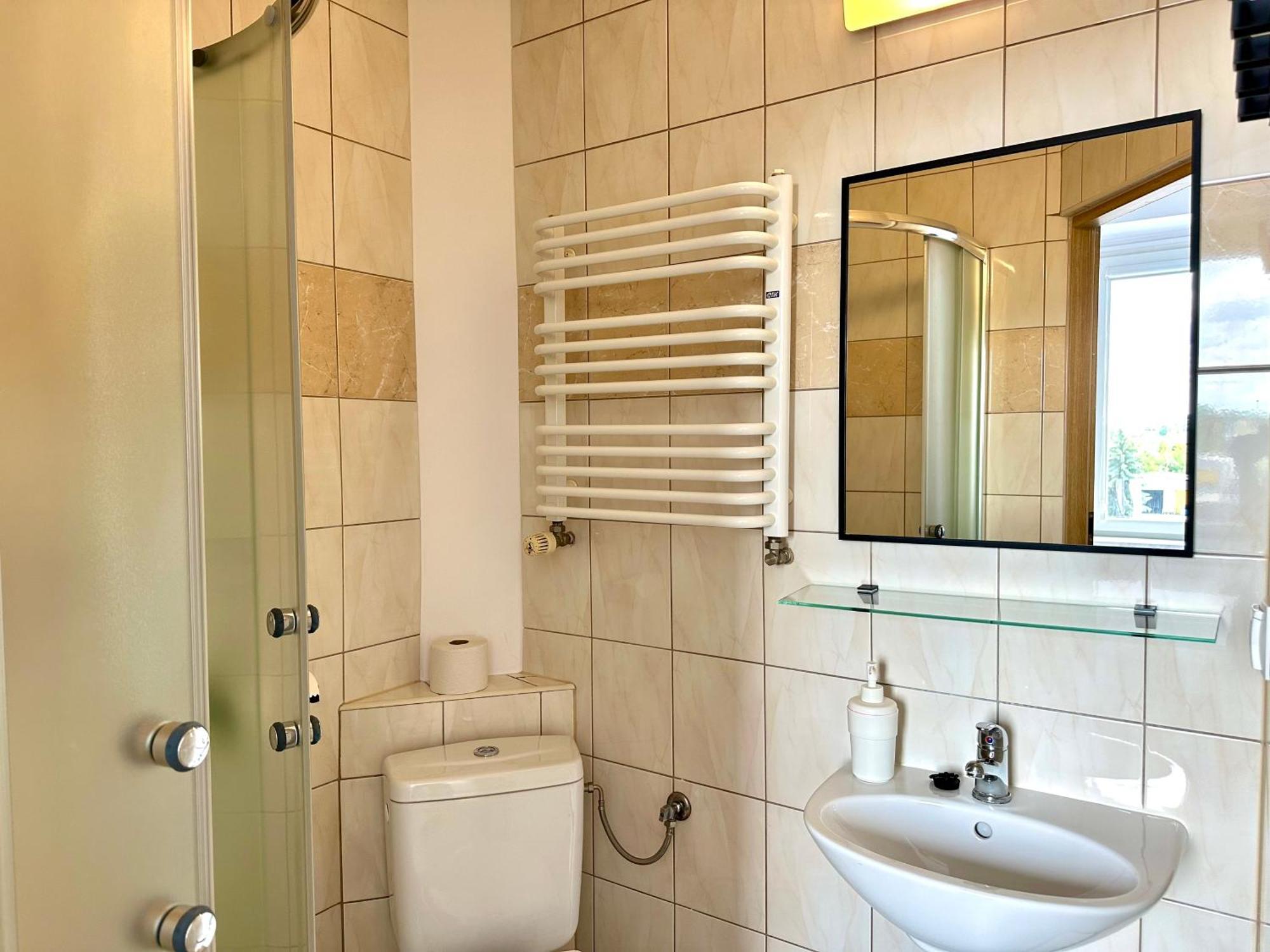 Premium & Bistro - Hostelpremium Pl Mielec